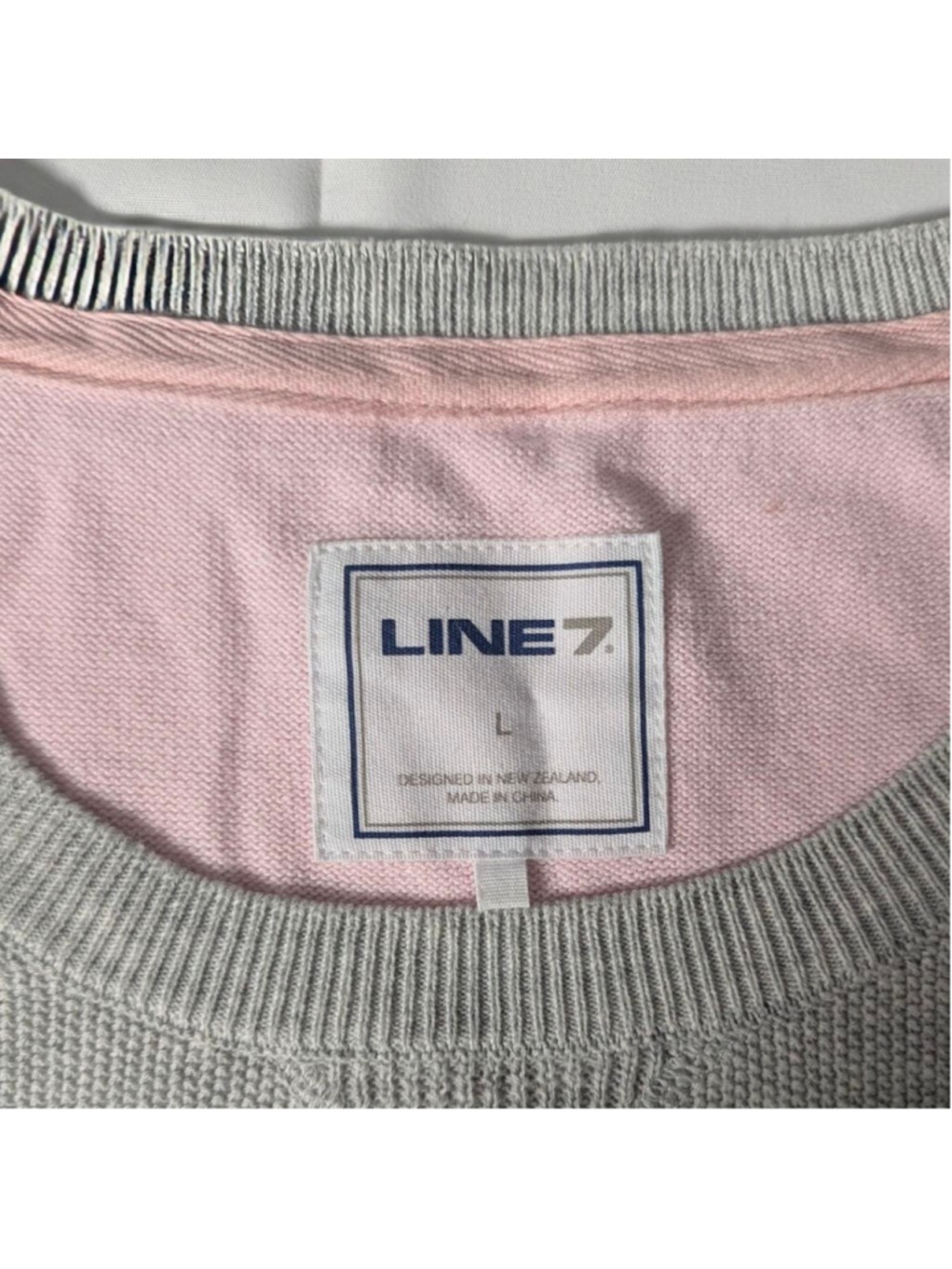 Line 7 Colorblock Sweater Pink Blue Red Gray Crewneck Size Large - Picture 3 of 3